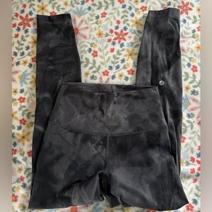 Black/Grey Lululemon Wunder Under 25” leggings